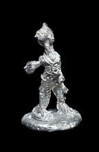 Load image into Gallery viewer, 50-6503: Reptiliad Skirmisher, Armored, In Reserve, without Shield