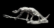 Load image into Gallery viewer, 50-6521: Reptiliad Warrior, Unarmored, Two Handed Weapon, 1st Rank