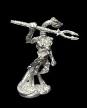 Load image into Gallery viewer, 50-6529: Reptiliad Warrior, Light Armor, 4th Rank