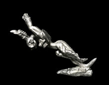 Load image into Gallery viewer, 50-6554: Reptiliad Berserker Leaping Forward