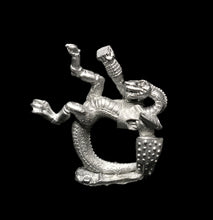 Load image into Gallery viewer, 50-6556: Reptiliad Berserker Attacking with Feet