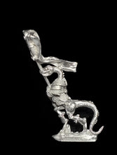 Load image into Gallery viewer, 50-6562: Reptiliad Standard Bearer
