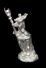 Load image into Gallery viewer, 50-6593: Reptiliad Mage with Staff, In Reserve