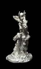 Load image into Gallery viewer, 50-6593: Reptiliad Mage with Staff, In Reserve