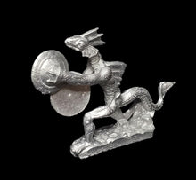 Load image into Gallery viewer, 50-6656: Gilla Worm Musician with Cymbals