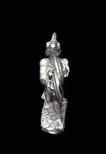 Load image into Gallery viewer, 50-6656: Gilla Worm Musician with Cymbals