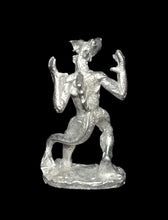 Load image into Gallery viewer, 50-6688: Gilla Worm Crewman