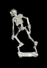 Load image into Gallery viewer, 51-0282: Skeleton Guardsman, with Dagger