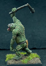 Load image into Gallery viewer, 51-0851: Cave Troll, Attacking