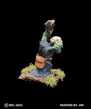 Load image into Gallery viewer, 51-1491:  Goblin Raider Shaman, Staff Overhead