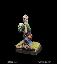 Load image into Gallery viewer, 51-1491:  Goblin Raider Shaman, Staff Overhead