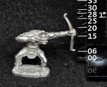Load image into Gallery viewer, 51-1521: Chaos Goblin Archer, Armored, Firing
