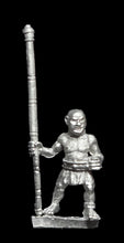 Load image into Gallery viewer, 51-1752: Half-Orc Tribesman with Standard Pole