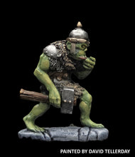 Load image into Gallery viewer, 51-2532: Giant Chaos Orc with Hammer, Advancing