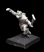 Load image into Gallery viewer, 51-2549: Chaos Orc Crewman, Ladder Climber with Sword