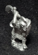 Load image into Gallery viewer, 51-2585: Chaos Orc Hero with Scimitar Overhead