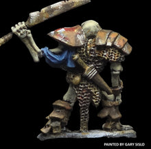 Load image into Gallery viewer, 51-3722: Skeletal Knight with Sword Overhead