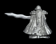 Load image into Gallery viewer, 51-3723: Skeletal Knight with Greatsword