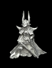 Load image into Gallery viewer, 51-3771: Vampire Lord, Armored