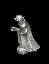 Load image into Gallery viewer, 51-3773: Vampire, Lurking