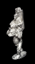 Load image into Gallery viewer, 51-5895: Half-Orc Sorcerer Riding Atop Titan