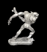 Load image into Gallery viewer, 51-7735: Ghoul with Bone Club
