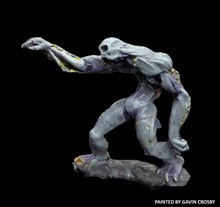 Load image into Gallery viewer, 51-7801: Dimensional Shambler, Arm Extended