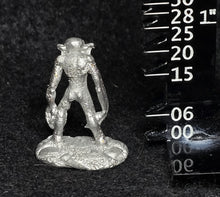 Load image into Gallery viewer, 51-7821: Sand Dweller, At Rest