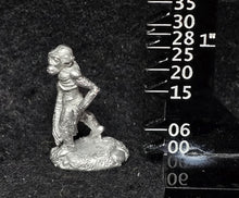 Load image into Gallery viewer, 51-7822: Sand Dweller, Advancing