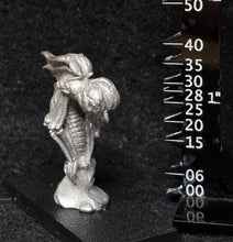 Load image into Gallery viewer, 51-7852: Mi-Go, Wings Folded