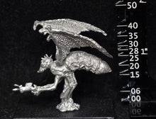 Load image into Gallery viewer, 51-7854: Mi-Go with Mist Projector, Hovering