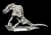 Load image into Gallery viewer, 51-7862: Hound of Tindalos, At Ready