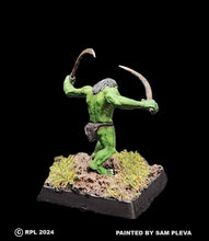 Load image into Gallery viewer, 51-9035: Unarmored Goblin, Facing Left