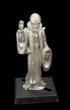 Load image into Gallery viewer, 52-0582:  Sorcerer, Observing