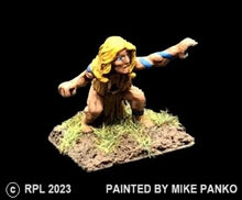 Load image into Gallery viewer, 52-0602:  Sorceress Crouching