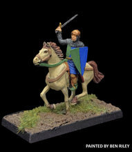 Load image into Gallery viewer, 52-1083: Mounted Man-at-Arms, Weapon Raised