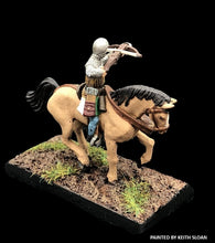 Load image into Gallery viewer, 52-1089: Mounted Crossbowman
