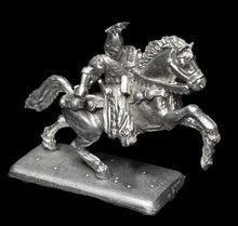 Load image into Gallery viewer, 52-1122: Mounted Knight (Modred the Traitor)