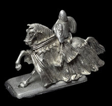 Load image into Gallery viewer, 52-1124: Mounted Knight (Red Knight)