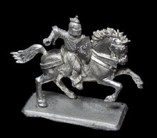Load image into Gallery viewer, 52-1132: Mounted Knight (Sir Tristam)