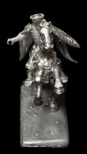 Load image into Gallery viewer, 52-1164: Warlord, Mounted (Emperor Lucius)