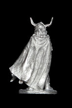Load image into Gallery viewer, 52-1684: Northman Hero with Axe, in Reserve, Cloaked