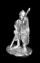 Load image into Gallery viewer, 52-2058: Legionnaire At Ready with Pilum, Uncrested Helm