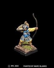 Load image into Gallery viewer, 52-3027: Elite Samurai Bowman Firing, Crested Helm