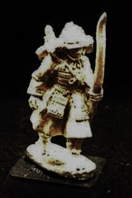 Load image into Gallery viewer, 52-3028: Elite Samurai Bowman Advancing, Kabuto