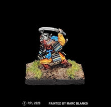 Load image into Gallery viewer, 52-3172: Samurai Warlord with Two Swords, Armored