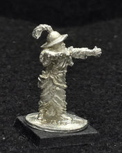 Load image into Gallery viewer, 52-3242: Chinese Heavy Crossbowman, Long Garment