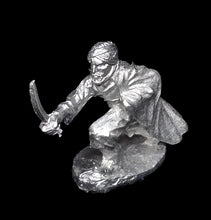 Load image into Gallery viewer, 52-5002: Desert Warrior Swordsman Advancing, Cloaked