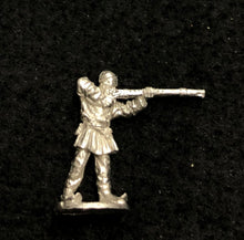 Load image into Gallery viewer, 52-8623: Pathan Firing Rifle III, No Turban