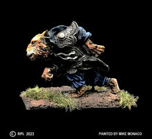 Load image into Gallery viewer, 53-0083: Beastman Lord - WereTiger Advancing